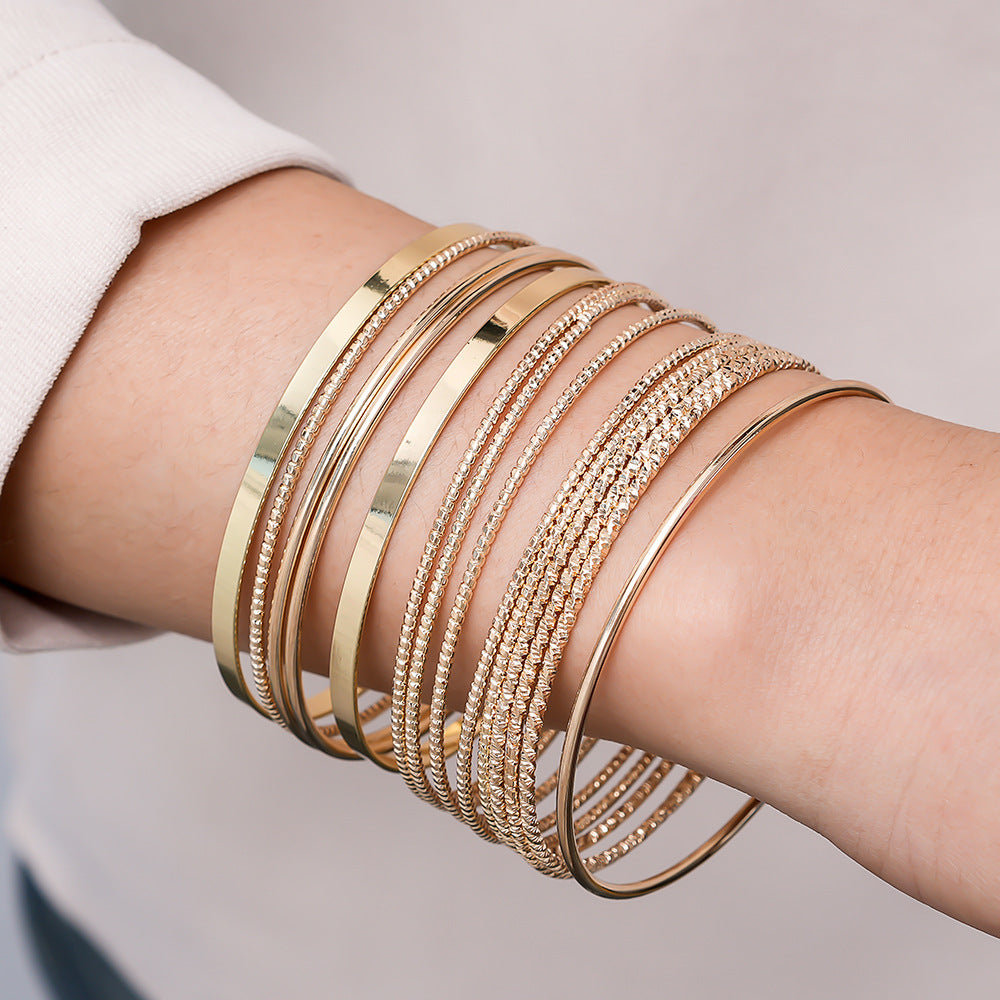 Klassische Gold Armband mit zeitloser Eleganz