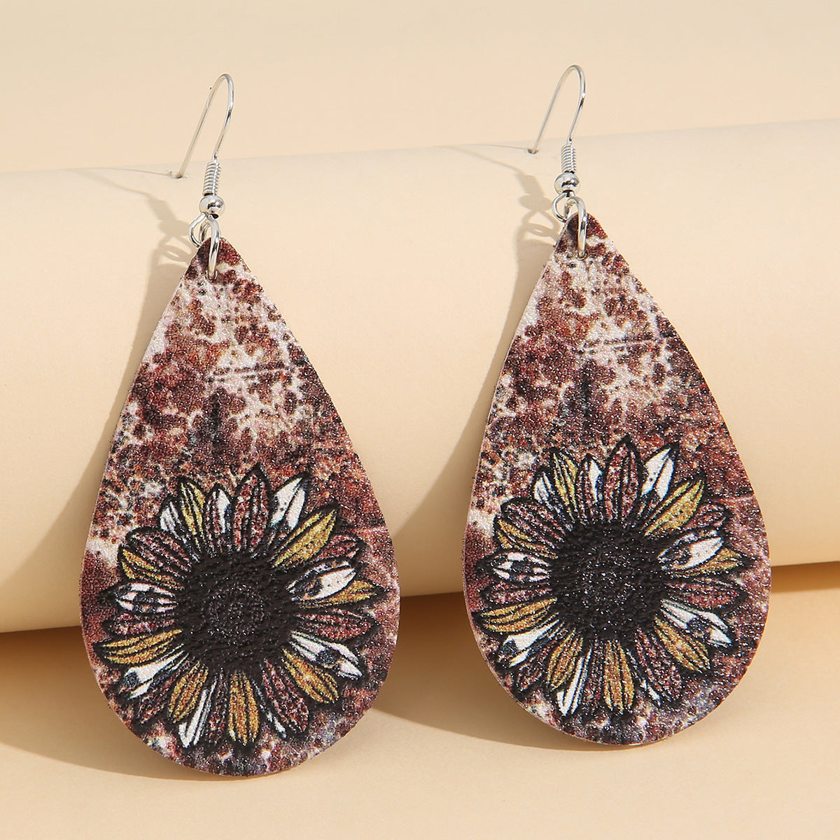 Atemberaubende Ohrring für den Alltag