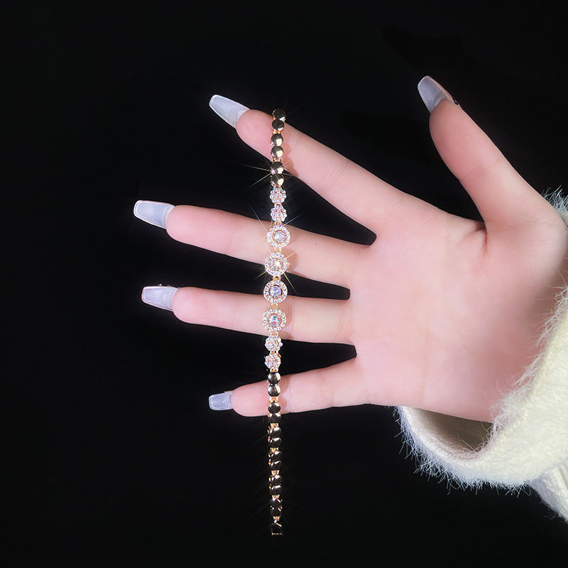 Zarte handwerkliche Armband