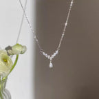 Schöne Halskette mit einzigartigem Stil