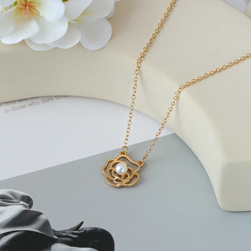 Schöne Perlen Halskette mit einzigartigem Stil