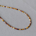 Zarte handwerkliche Halskette