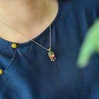 Schöne Halskette mit einzigartigem Stil