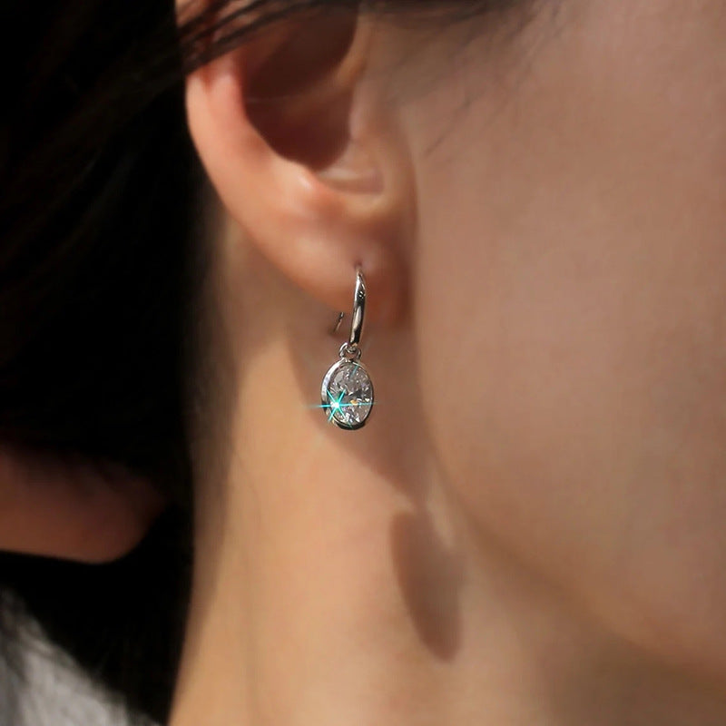 Atemberaubende Ohrring für den Alltag