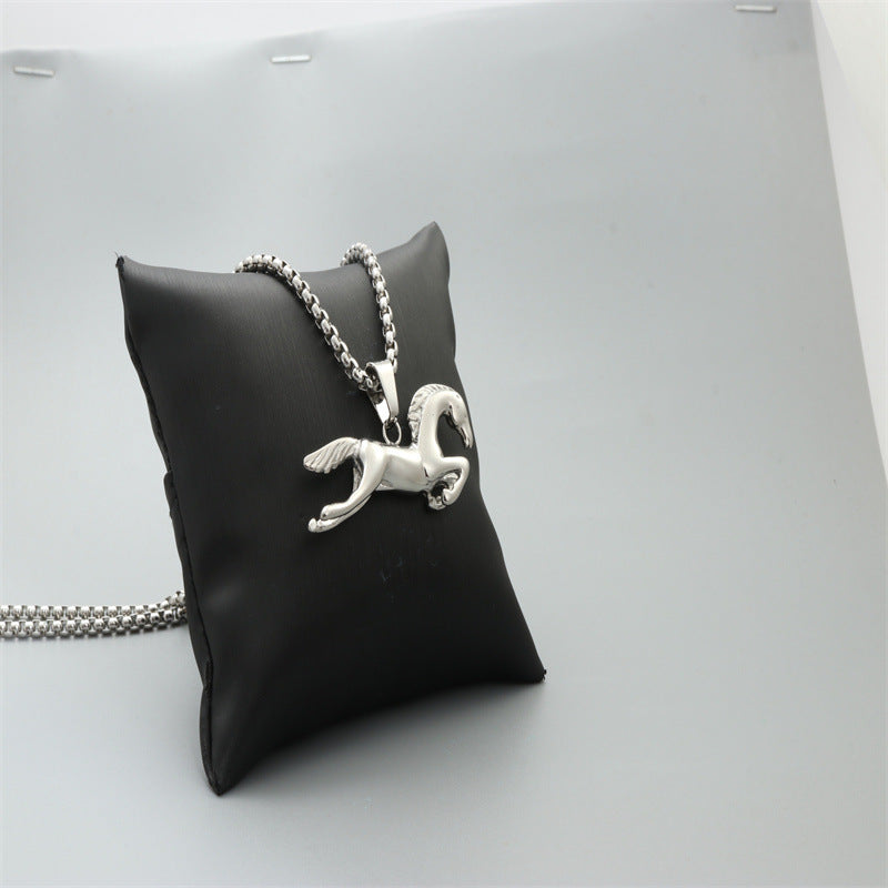 Zarte handwerkliche Halskette