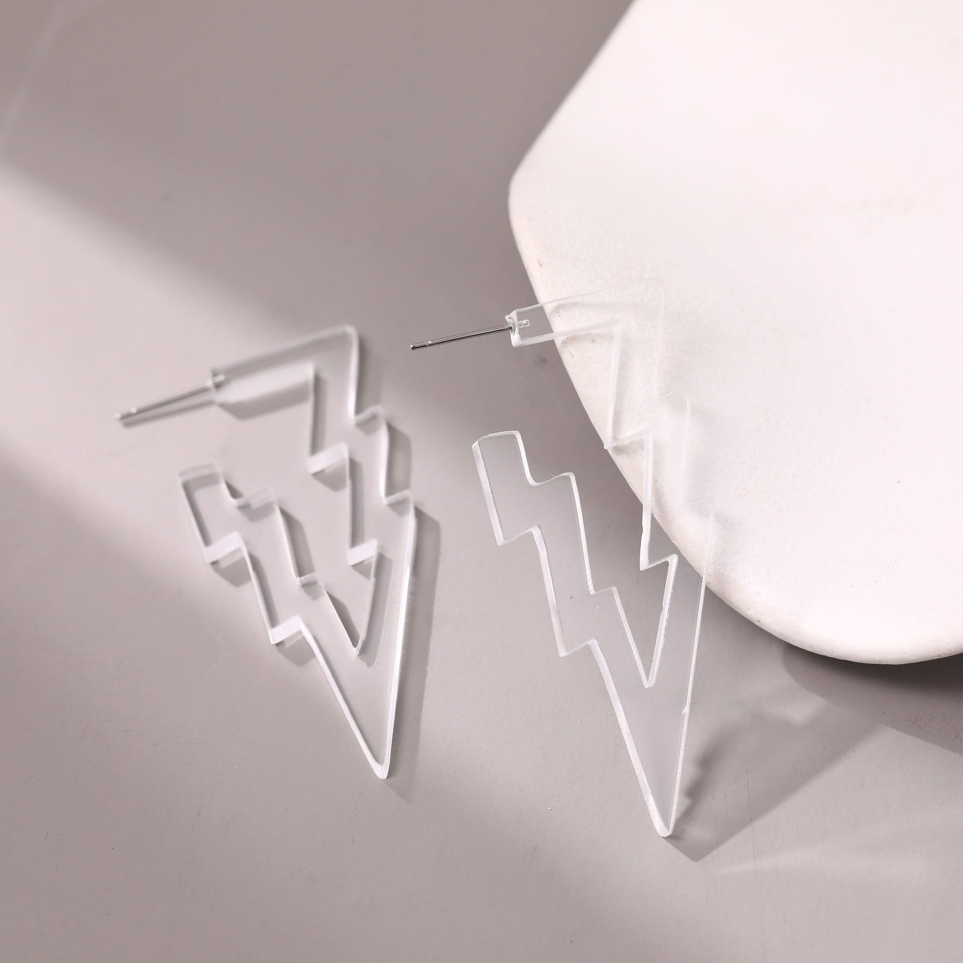 Atemberaubende Ohrring für den Alltag