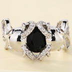 Zarte handwerkliche Ring