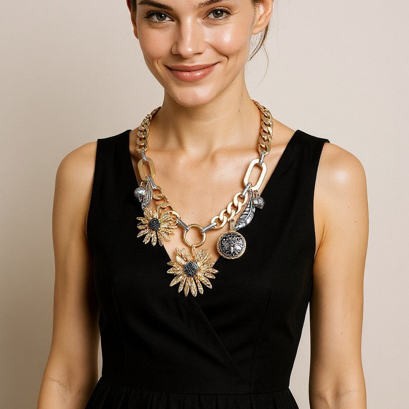 Zarte handwerkliche Halskette