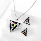 Schöne Halskette mit einzigartigem Stil