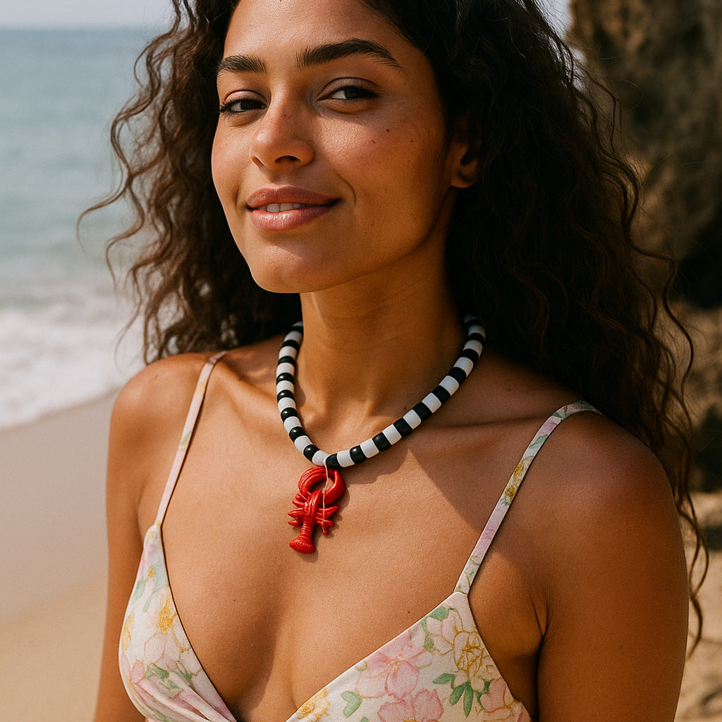 Zarte handwerkliche Halskette