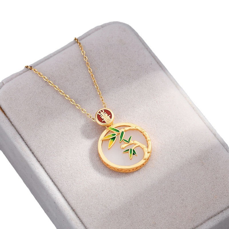 Zarte handwerkliche Halskette