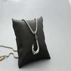 Schöne Halskette mit einzigartigem Stil