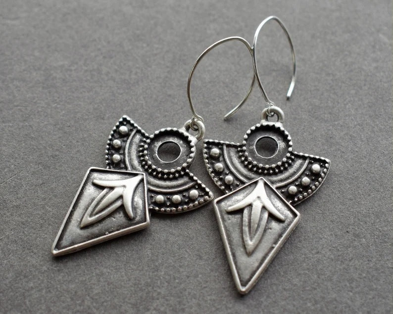 Atemberaubende Ohrring für den Alltag