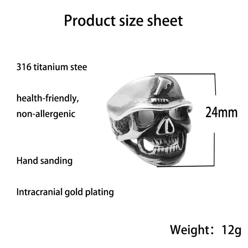 Zarte handwerkliche Ring