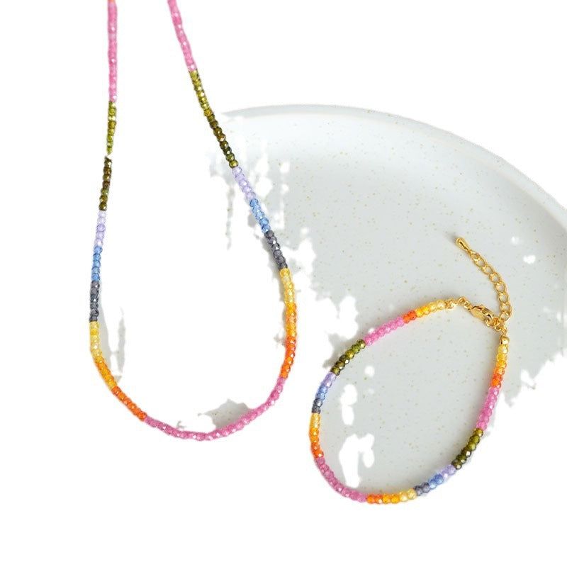 Zarte handwerkliche Halskette