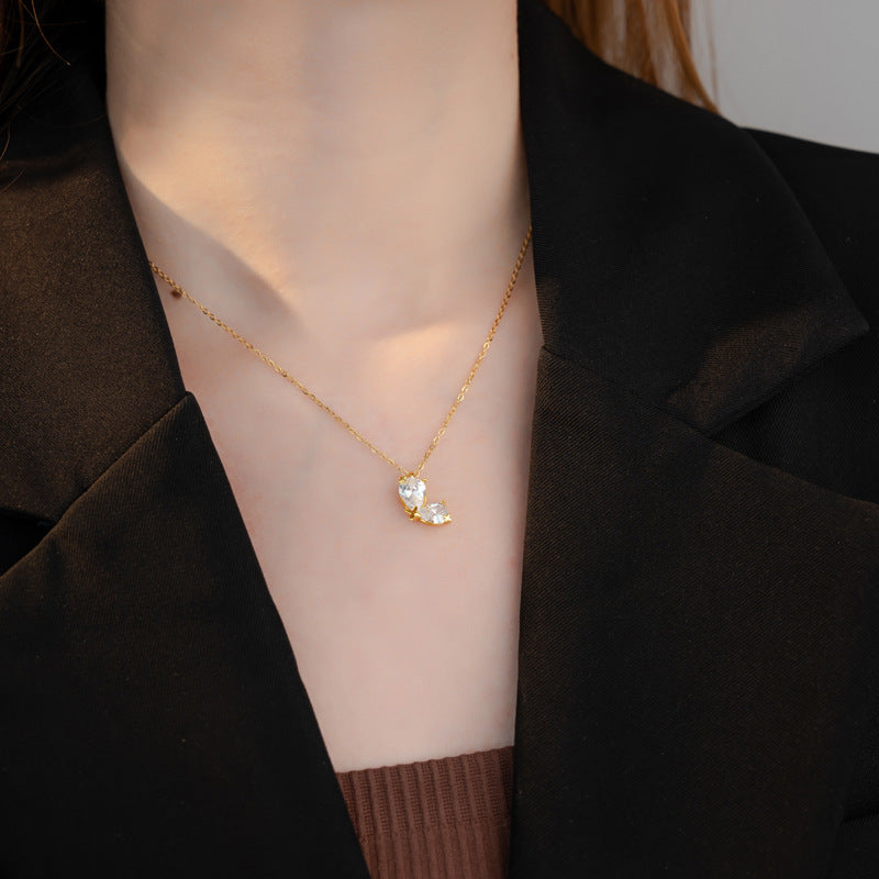 Schöne Halskette mit einzigartigem Stil