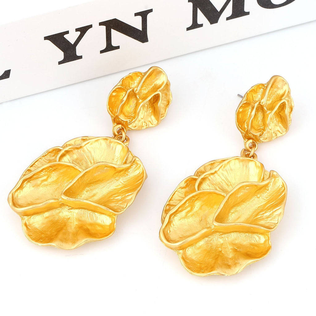 Atemberaubende Ohrring für den Alltag