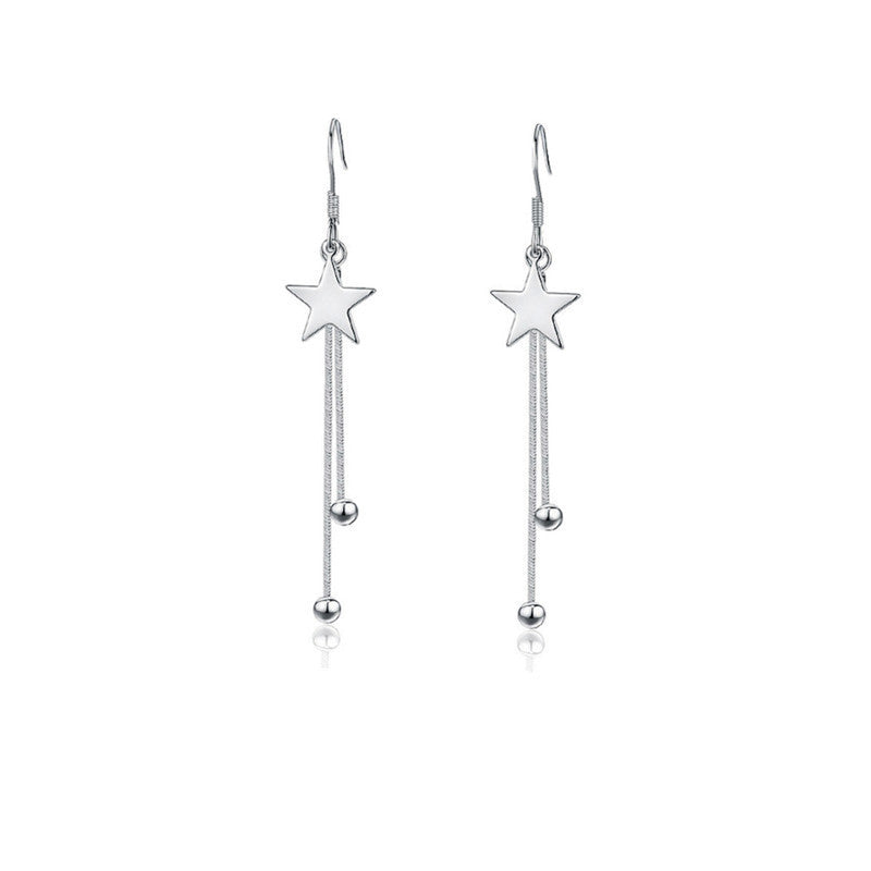 Zarte handwerkliche Ohrring