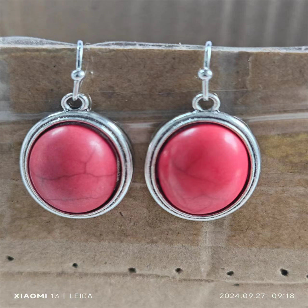 Zarte handwerkliche Ohrring