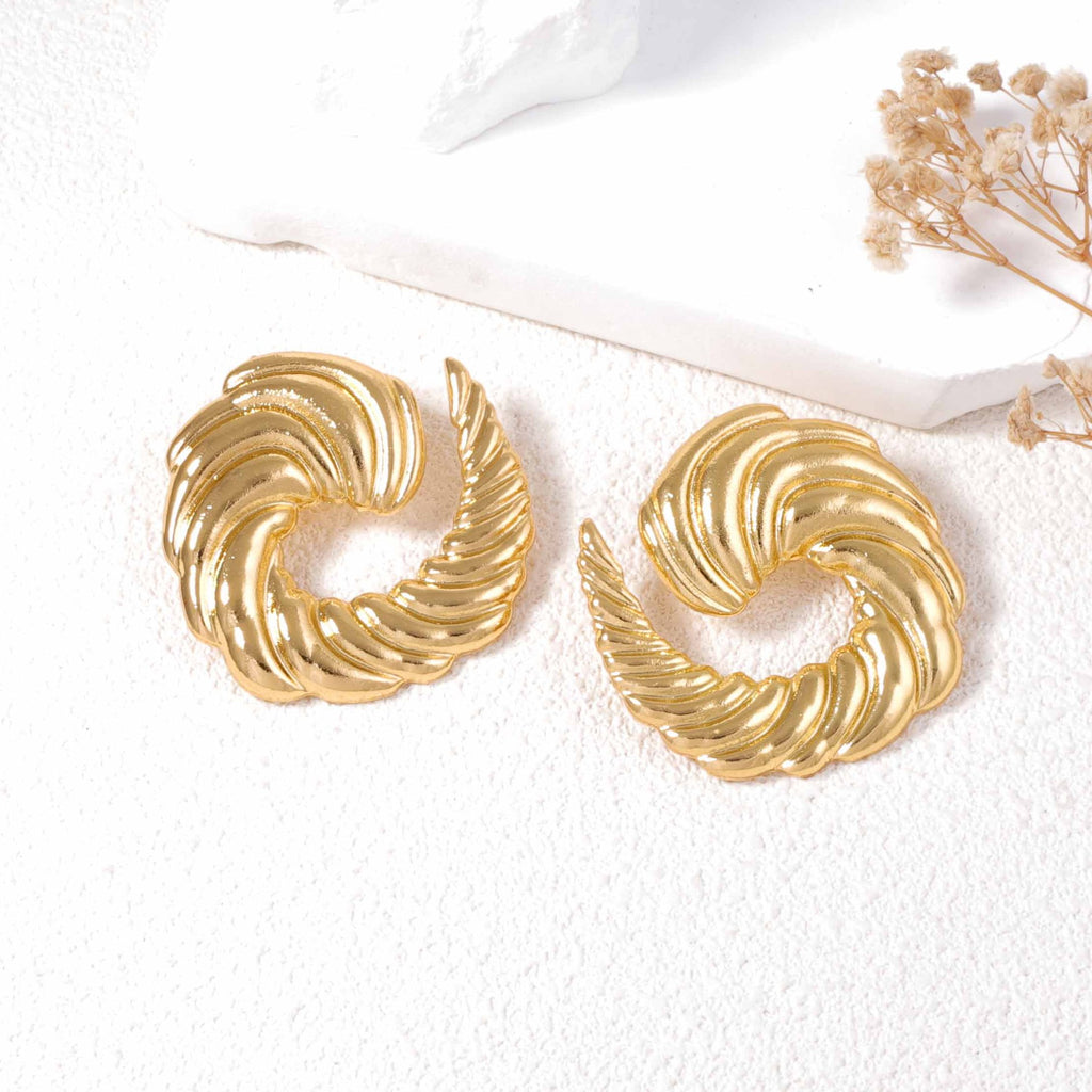 Atemberaubende Ohrring für den Alltag