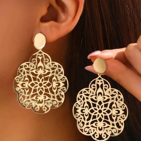 Atemberaubende Ohrring für den Alltag