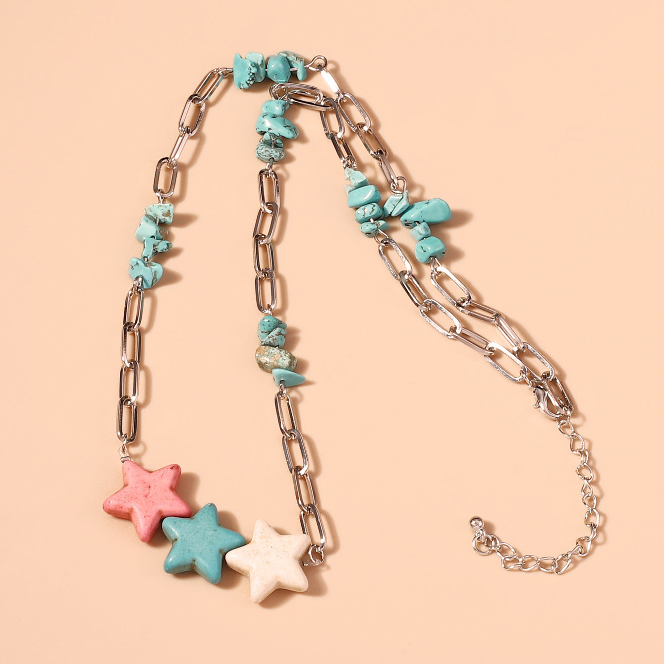 Zarte handwerkliche Halskette