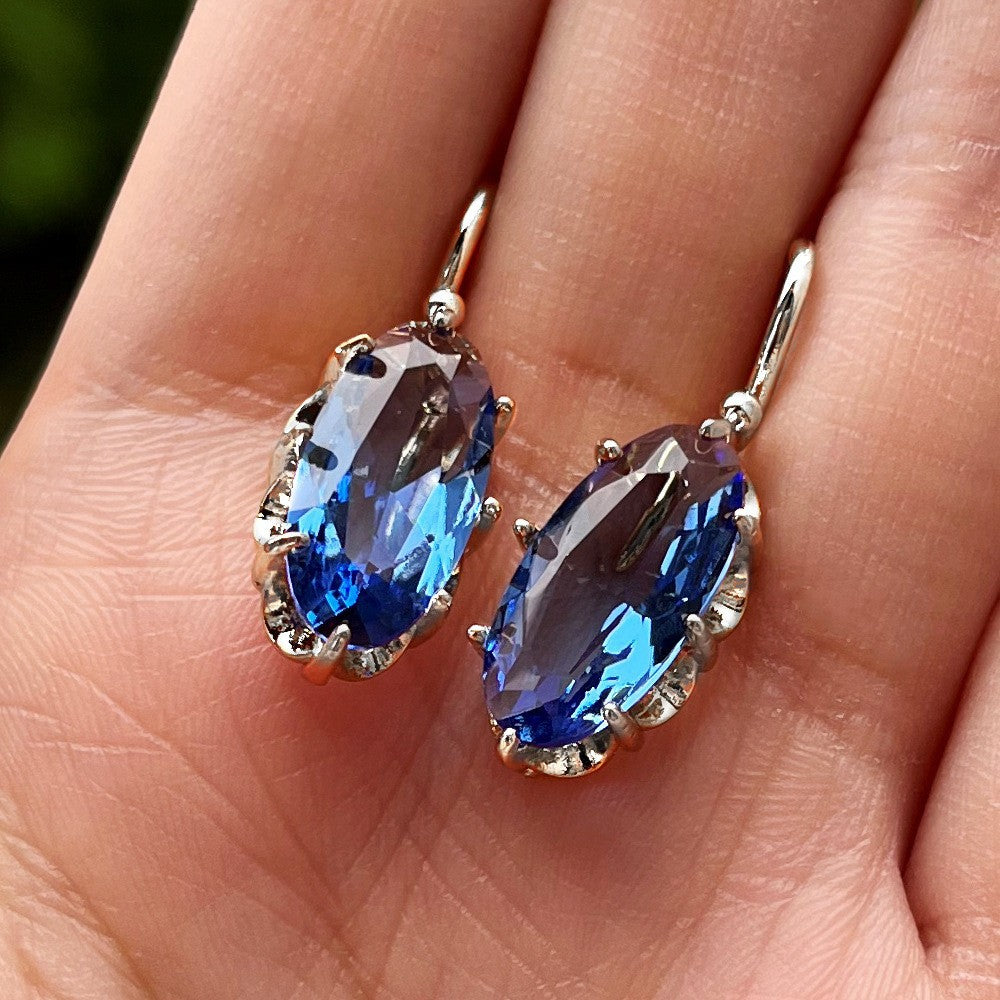 Atemberaubende Ohrring für den Alltag