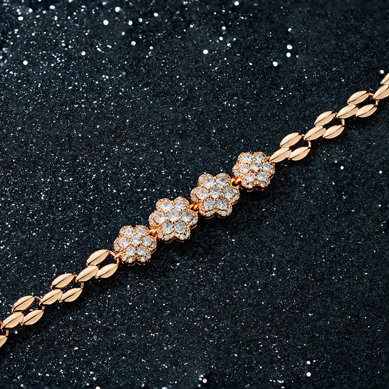 Schöne Armband mit einzigartigem Stil