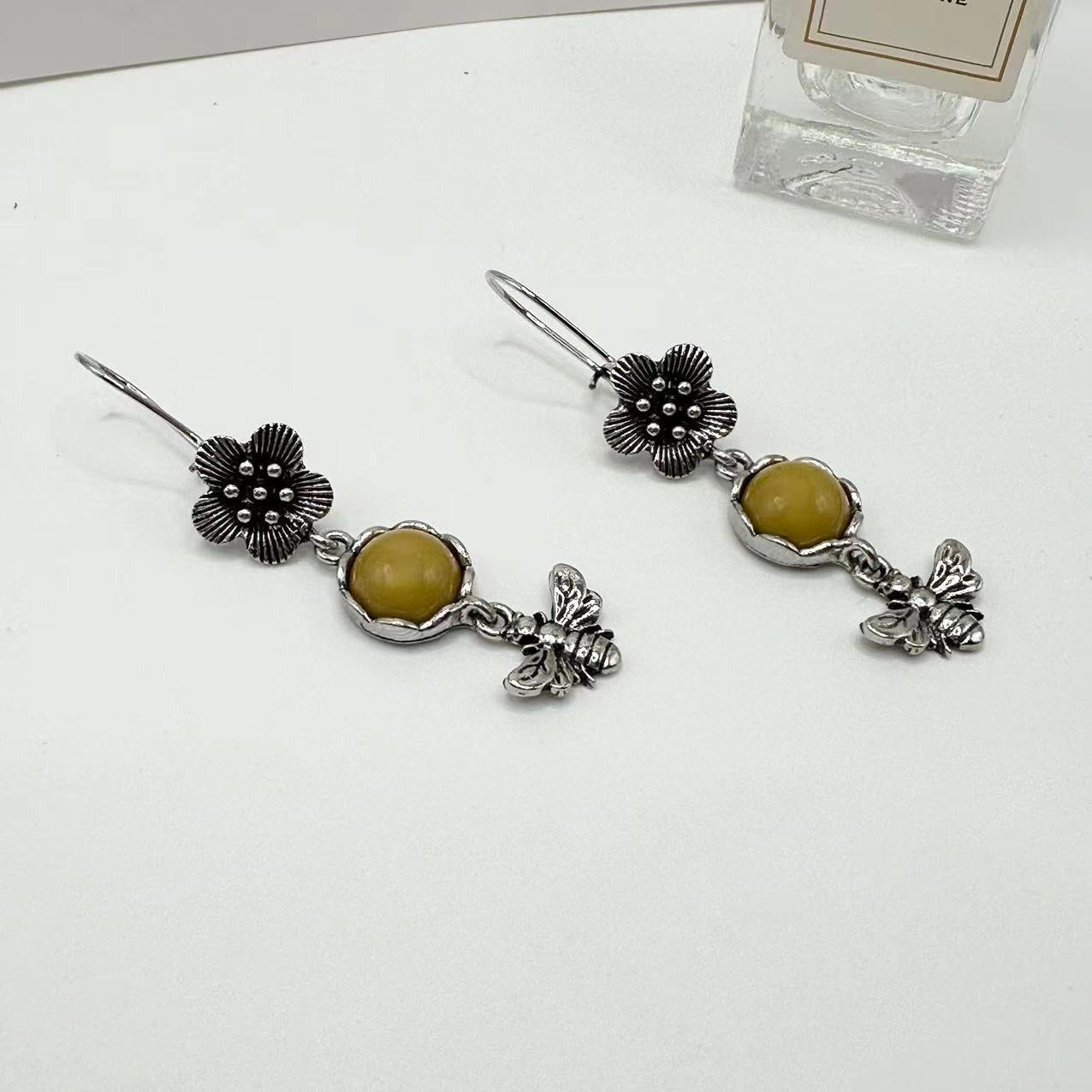 Handgefertigte Vintage Ohrring