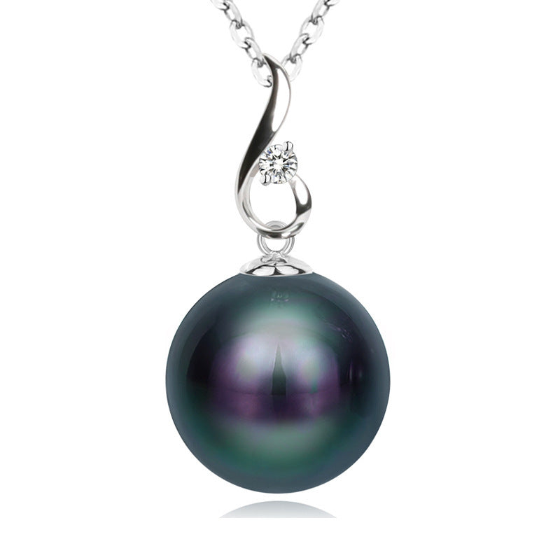 Zarte handwerkliche Perlen Halskette