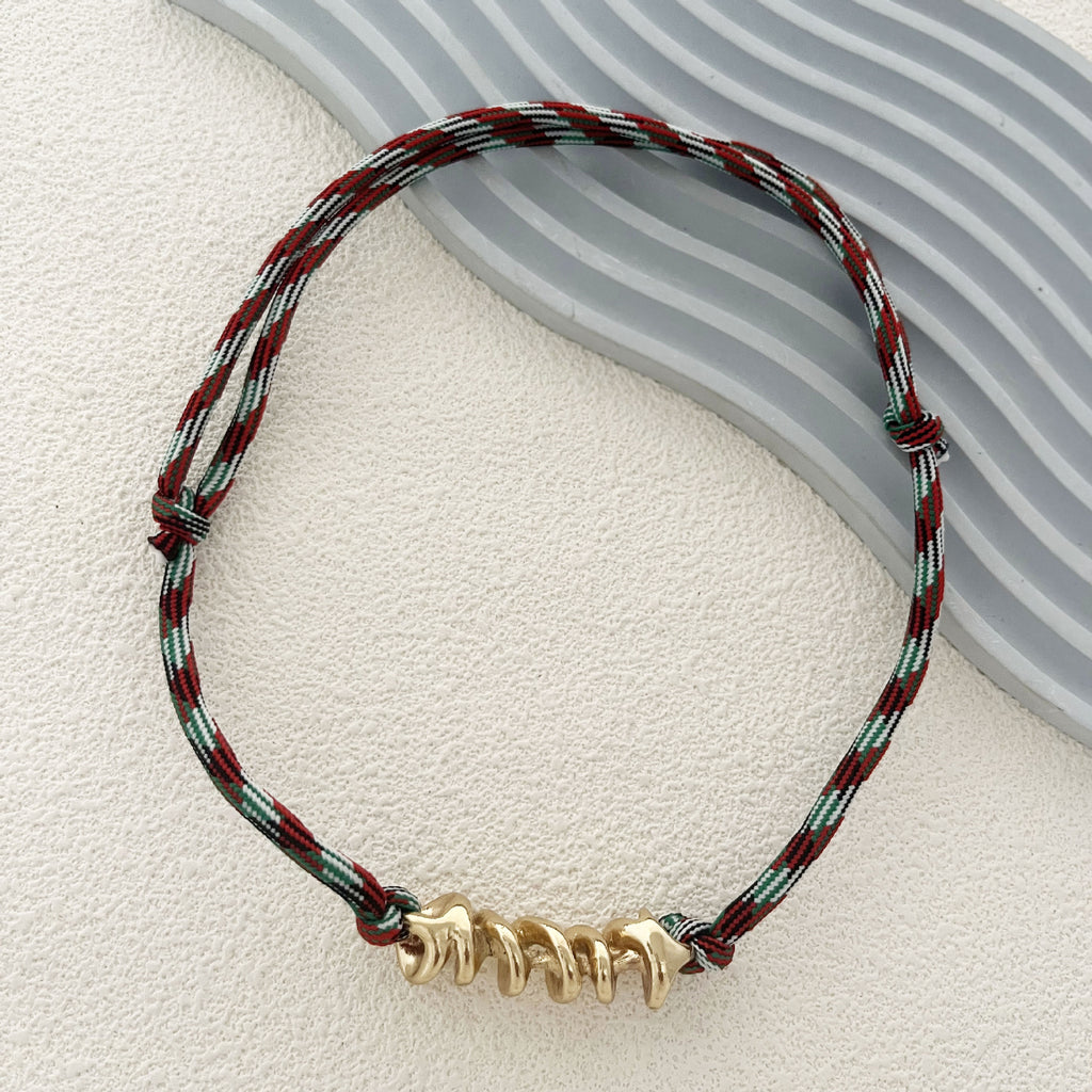 Schöne Halskette mit einzigartigem Stil