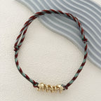 Schöne Halskette mit einzigartigem Stil