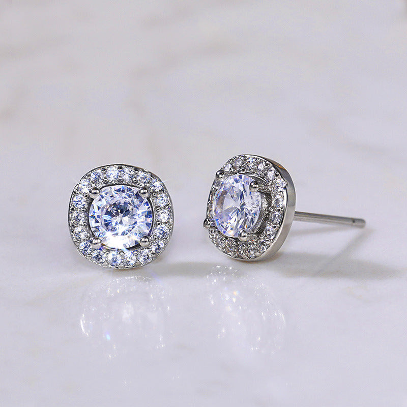 Atemberaubende Ohrring für den Alltag