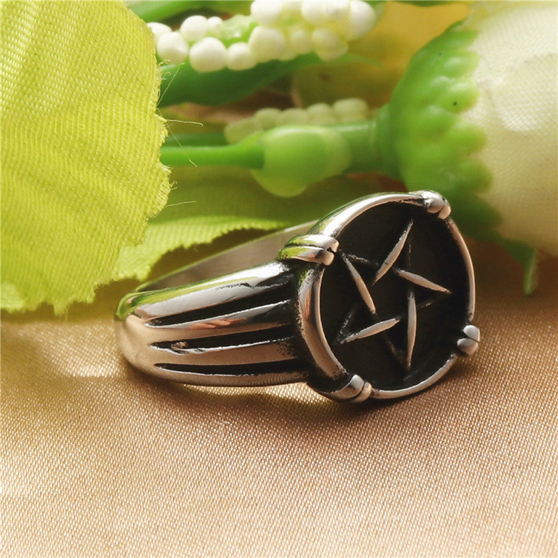 Klassische Ring mit zeitloser Eleganz