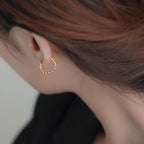 Atemberaubende Gold Ohrring für den Alltag