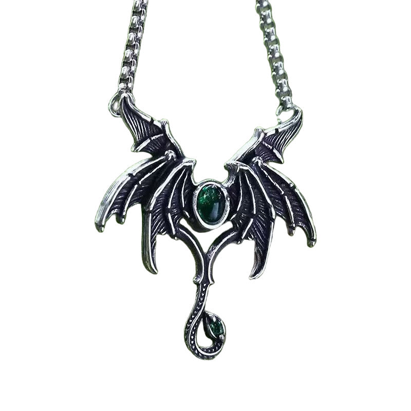 Schöne Halskette mit einzigartigem Stil