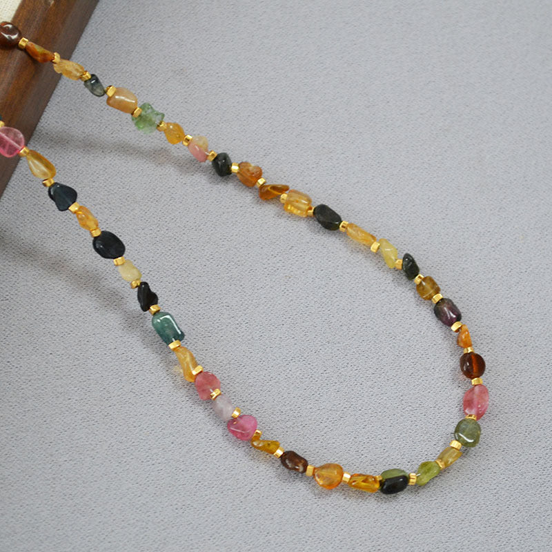 Zarte handwerkliche Halskette