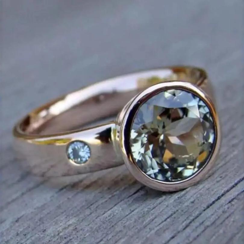 Klassische Ring mit zeitloser Eleganz