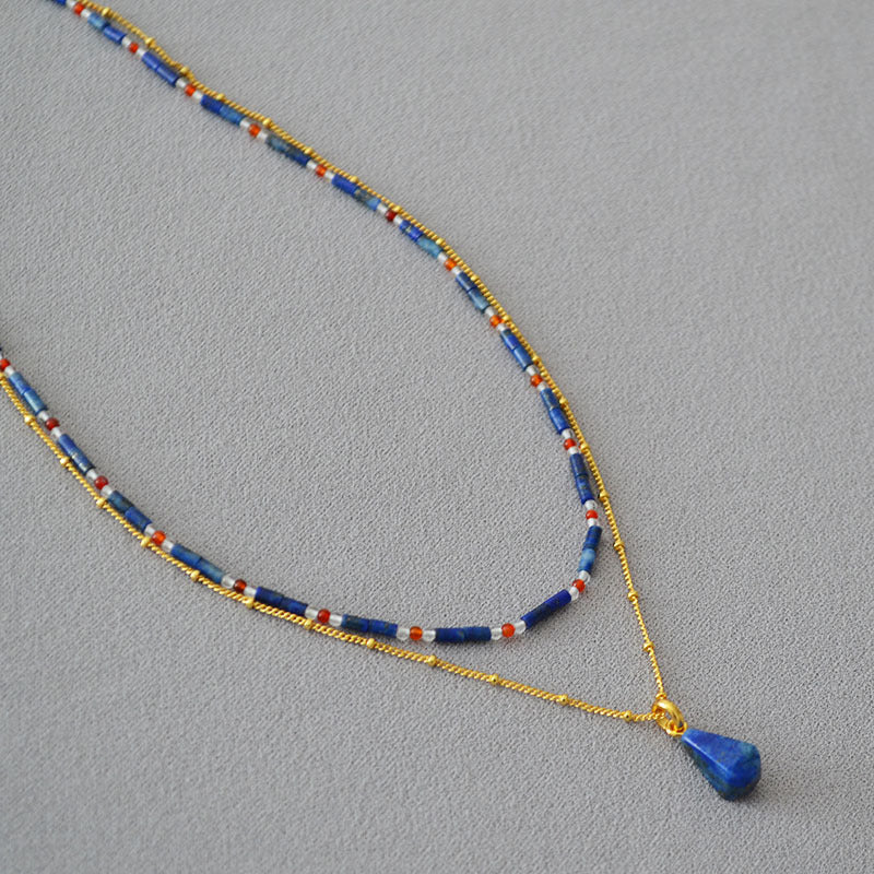 Schöne Halskette mit einzigartigem Stil