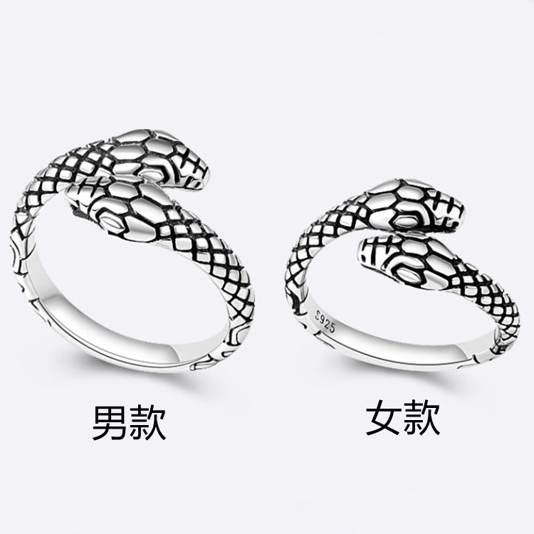 Zarte handwerkliche Ring