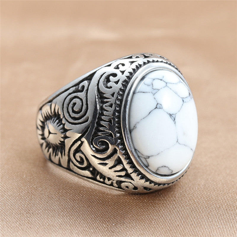 Klassische Ring mit zeitloser Eleganz