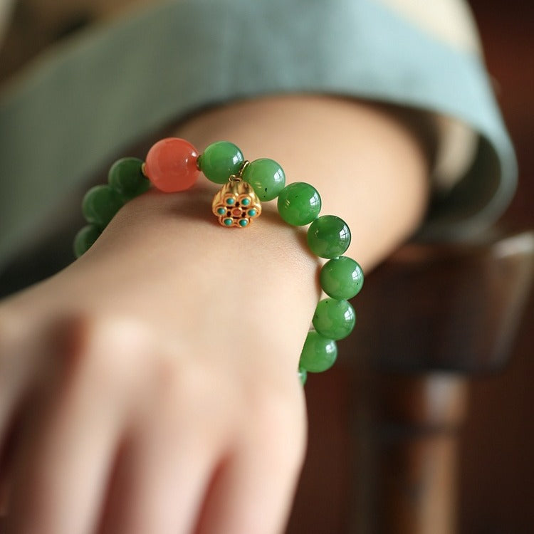 Schöne Armband mit einzigartigem Stil