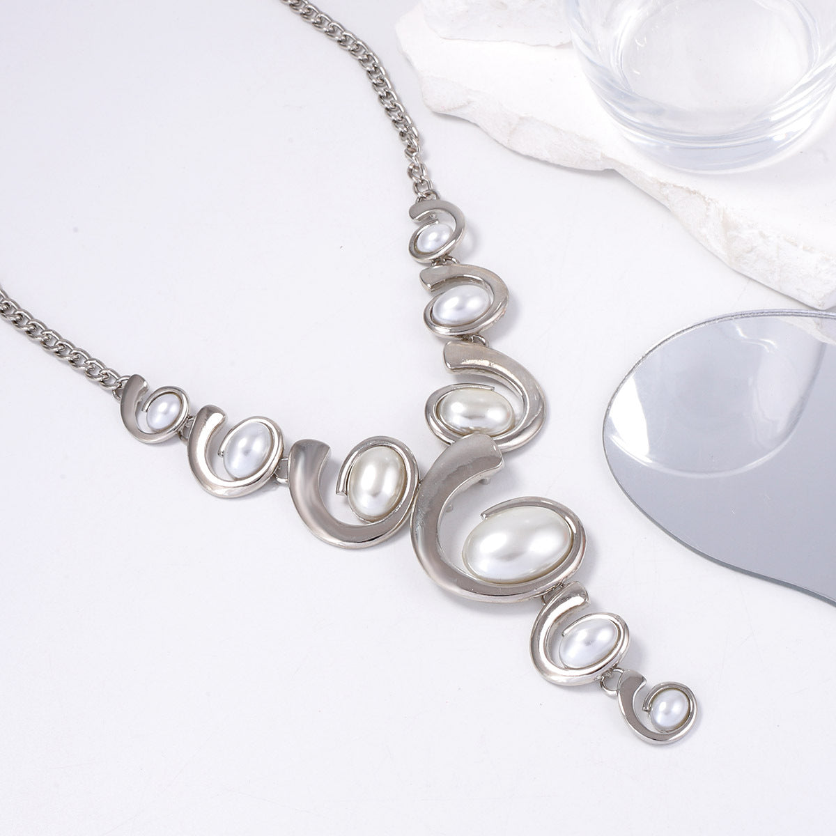 Romantische Perlen Halskette für besondere Momente