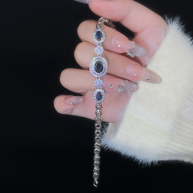 Klassische Armband mit zeitloser Eleganz