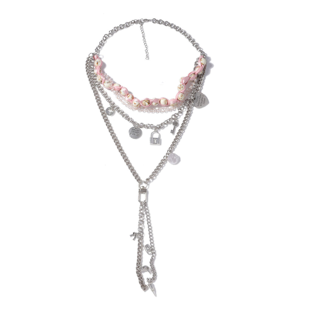 Zarte handwerkliche Halskette