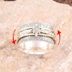 Zarte handwerkliche Ring