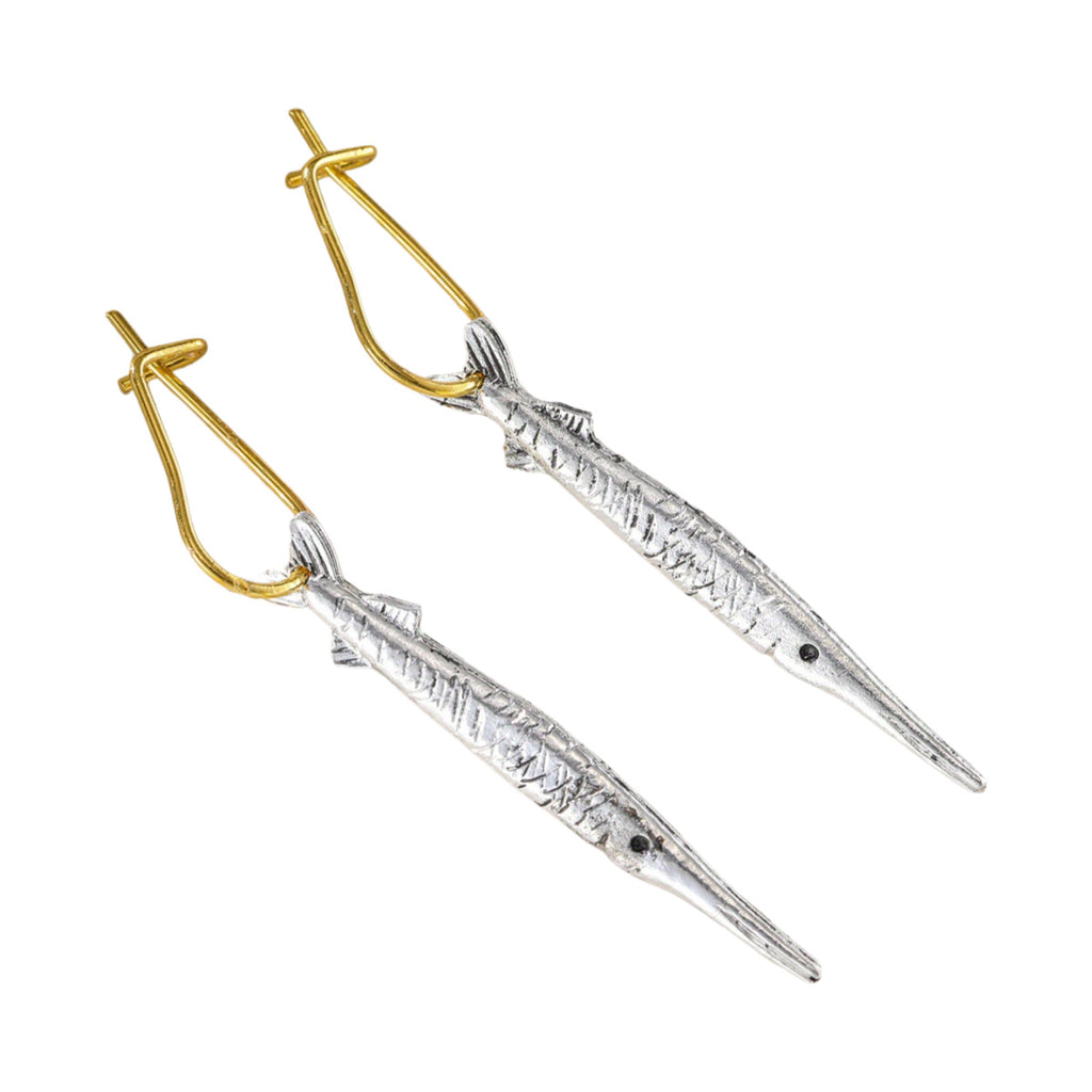 Zarte handwerkliche Ohrring