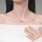 Schöne Halskette mit einzigartigem Stil