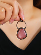 Zarte handwerkliche Halskette