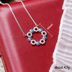 Schöne Halskette mit einzigartigem Stil